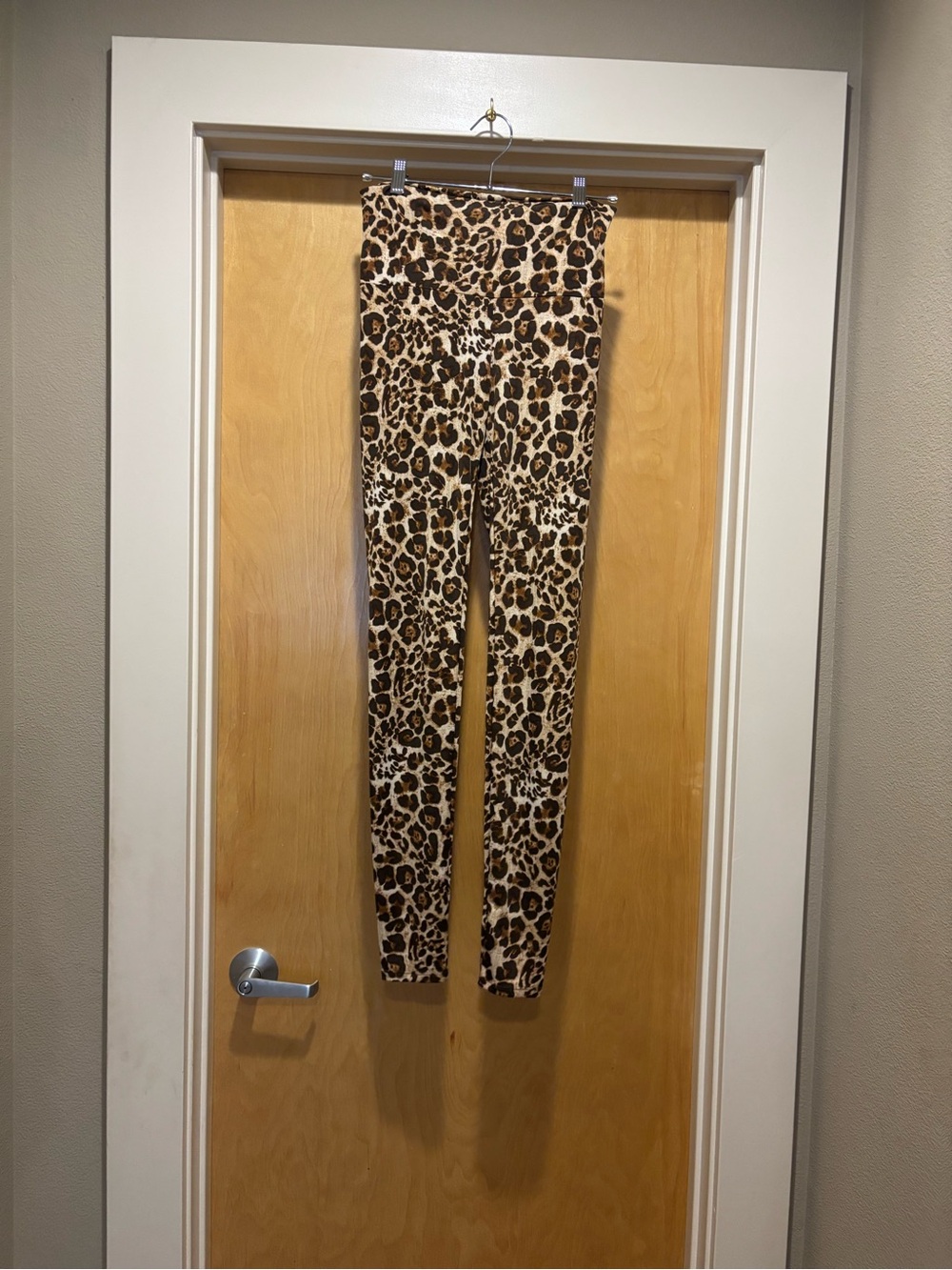 Temple Ro Jaguar Leggings — Leopard Print